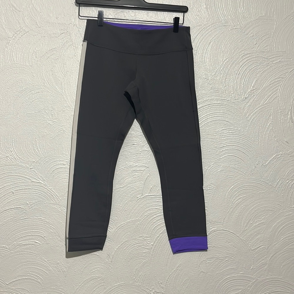Lululemon workout bottoms